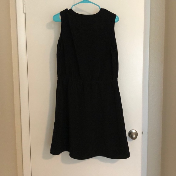 Simple button down black dress - Picture 3 of 3